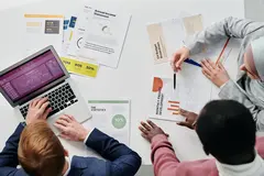 How to Respond to an RFQ and Win International Buyers