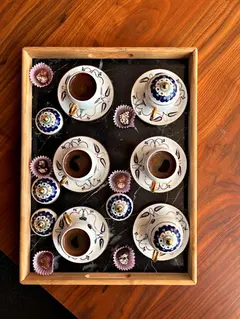 Serving Tray Manufacturers in India: Wholesale Wood, Metal & Marble Trays