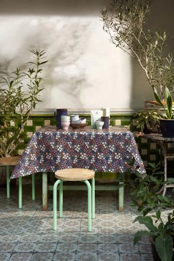 Finesse Lola Table Linen Collection