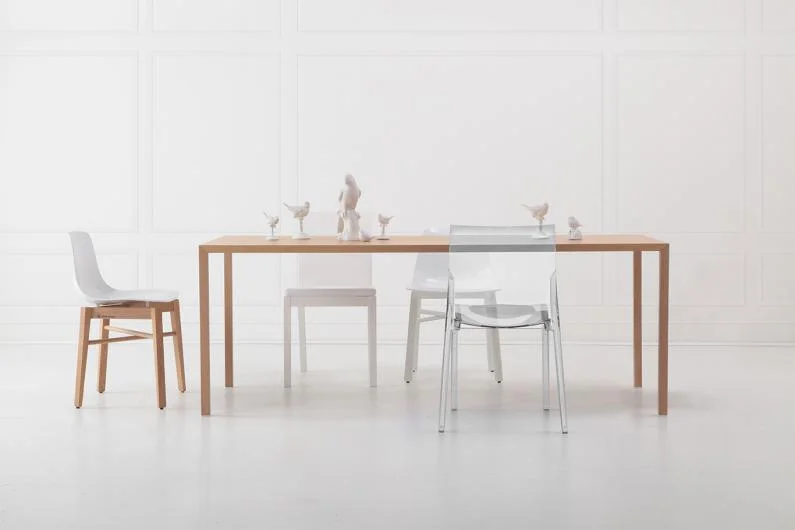 X_LIGHT Dining Table