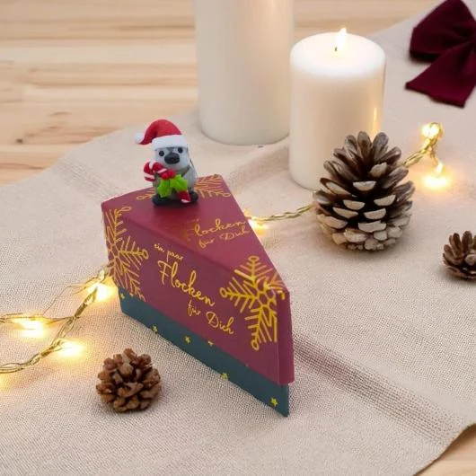 Cake Gift Box with Lucky Charm