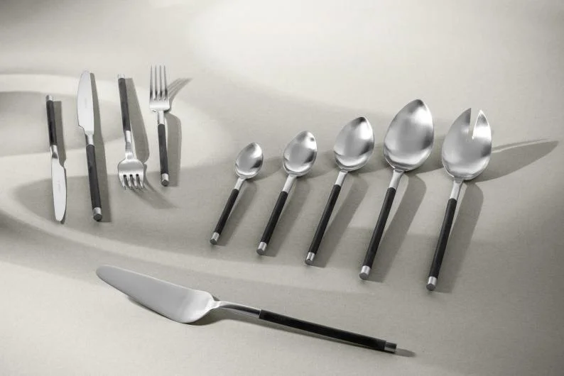 Vogue Knife Collection