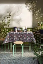 Finesse Lola Table Linen Collection
