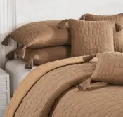 Knitted Quilted Bedding Set