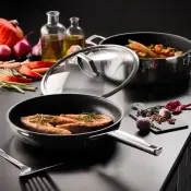 Quasar UniverSUS Energy Core Cookware
