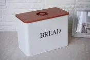 Metal Bread Bin with Bamboo Cutting Board