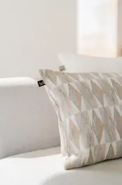 Hoii Cushions and Plaids