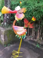 Multicolor Bird Metal Decor