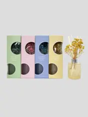 120ML Diffuser, 1 Bundle of Dried Flowers, 5 Fiber Sticks