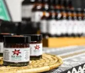 Niue Pure Vanilla Powder