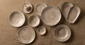 Collection de vaisselle en porcelaine de ton terre