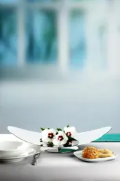 18/10 Stainless Steel Centerpiece