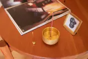 Tone Rinko - Incense Holder