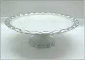 Cast Aluminium Ridge Scalloped Cake Platter