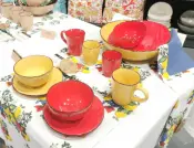 巴蒂克陶瓷餐具和装饰陶瓷