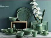 Embossed Reactive Glaze Stoneware Dinnerware