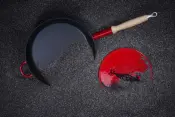 Non-Stick Cast Iron Skillet
