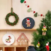 Frida Feeling Felt Christmas Decorations
