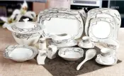 S-Shape Dinner Set