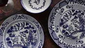 English Willow Country Heritage Tableware