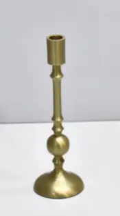 Suporte de Vela Dourado