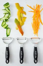 Microplane Professional Y Peeler Set
