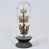Crown's Decorative Cloche