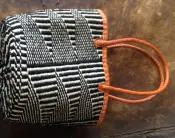 Handgewebte Sisal- und Wolltaschen