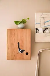 Key Cabinet Magpie