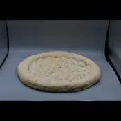 Glutenfreier Pizzaboden mit dickem Rand