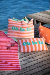 Oh la la Red Pink Beach Bag