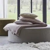 LUIZ Decorative Pillows and Plaids