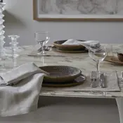LUIZ Table Linen