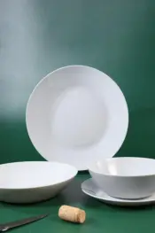 회색 오팔 유리 제품