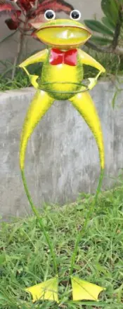 Smiling Frog Planter Garden Decor