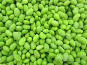 Edamame beku yang sudah dikupas