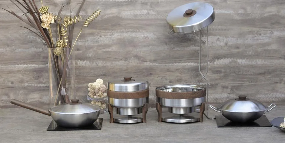 Saturn Chafing Dish with Wood Accessories