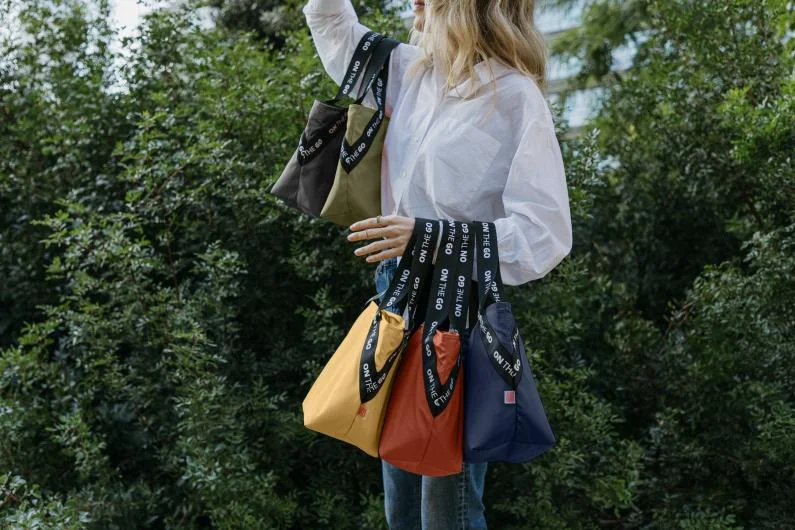Iris Barcelona On the Go Collection