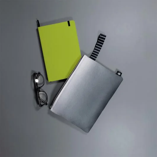 Organizer Arpe Soft Pouch dari Poliester Daur Ulang