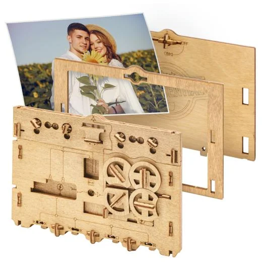 ClueFrame Puzzle Picture Frame