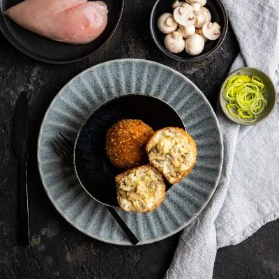 Arancini with Bolognese Chicken and Cheese Fillings