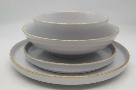 Reactive Glaze Dinnerware