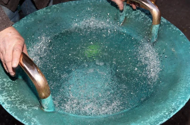 Water Spring Serving Bowl