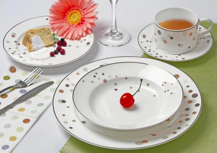 Superwhite Porcelain 20pcs Gold Silver Dinnerware Set