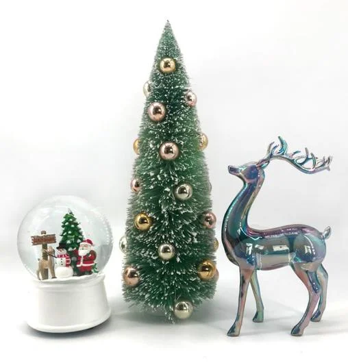 Glorious Home Seasonal Snowglobe Decoration
