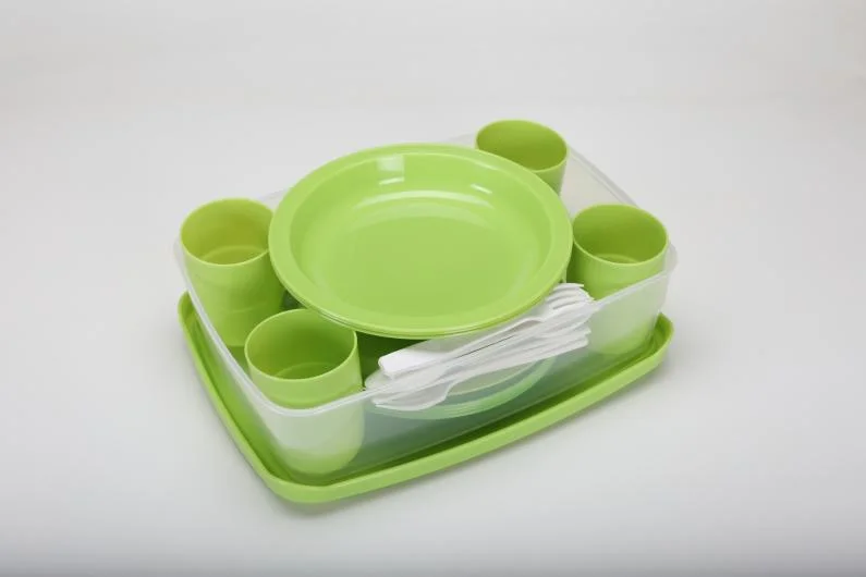 Cosmoplast Summer Party Tableware