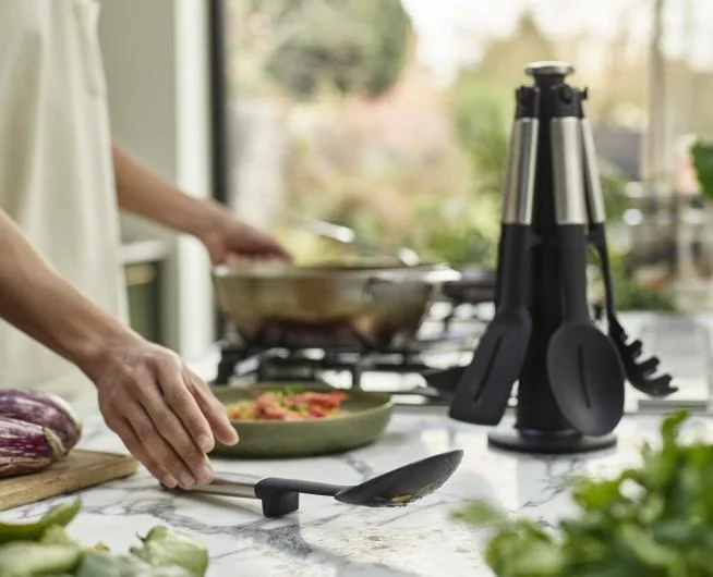 Elevate Stainless-Steel Silicone Utensils Carousel Set
