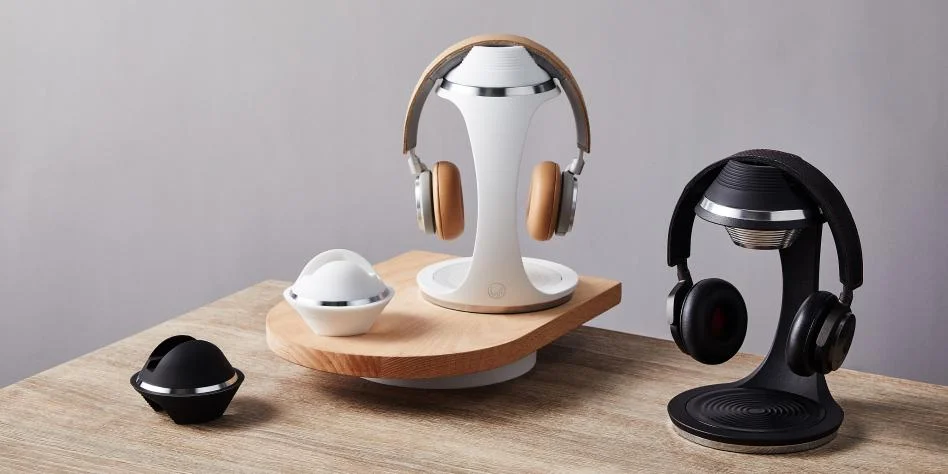 STAND Phone and Headphone Stand