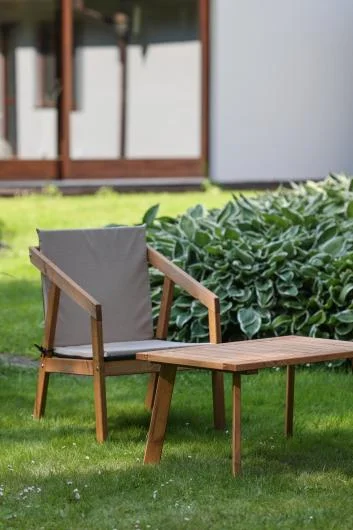 PATKAR Pinewood Armchair and Table