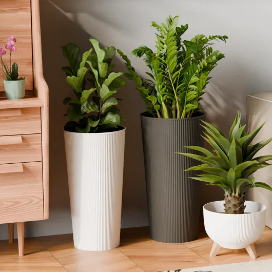 Wave Line Planter